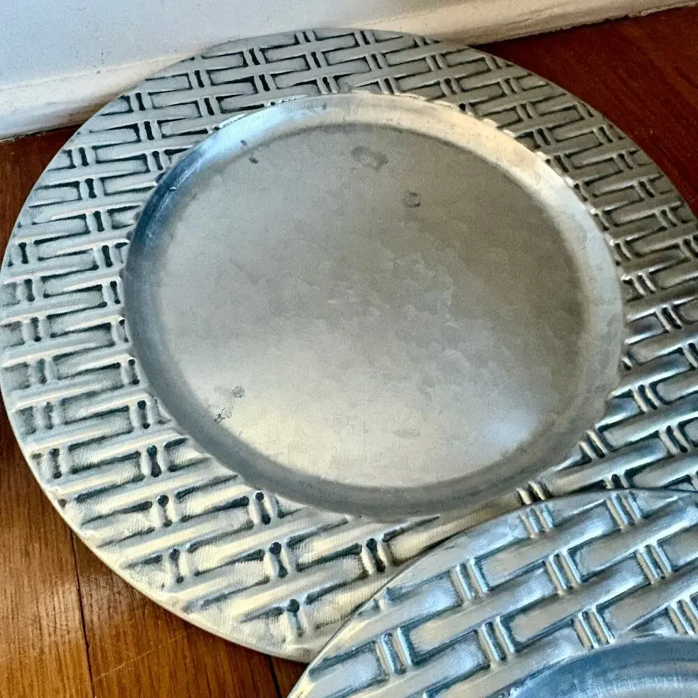 Vintage Galvanized Metal Charger Plates Set of 4, 13 Inch Industrial Table Decor